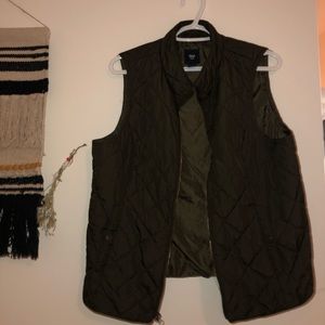 Gap Puff Vest